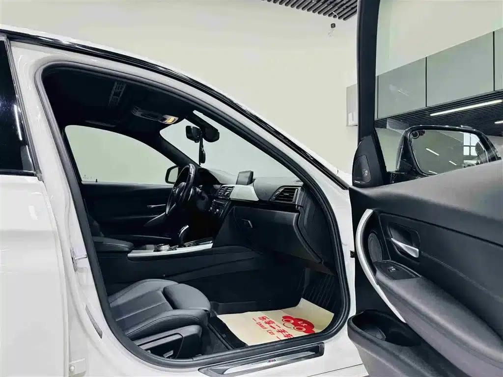 2015 BMW 3 Series 328i M Sport — миниатюра 26