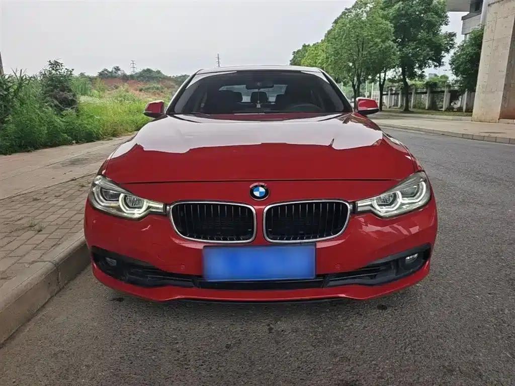 2017 BMW 3 Series 318i Fashion Edition — миниатюра 3