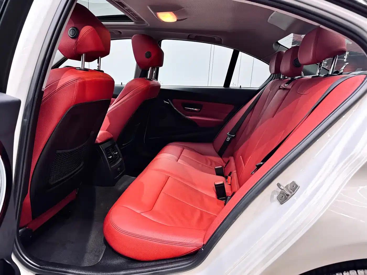 2013 BMW 3 Series Imported Model 320i Sport Design Package — миниатюра 10