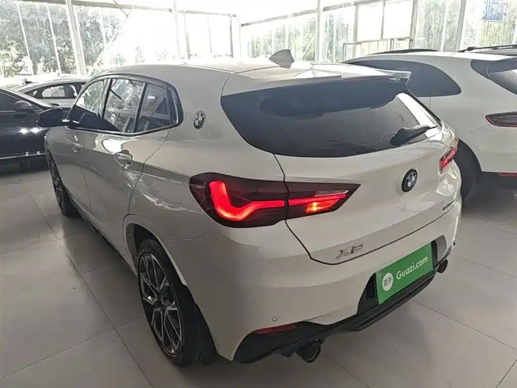 BMW X2 2022 xDrive25i Shadow Edition — миниатюра 5