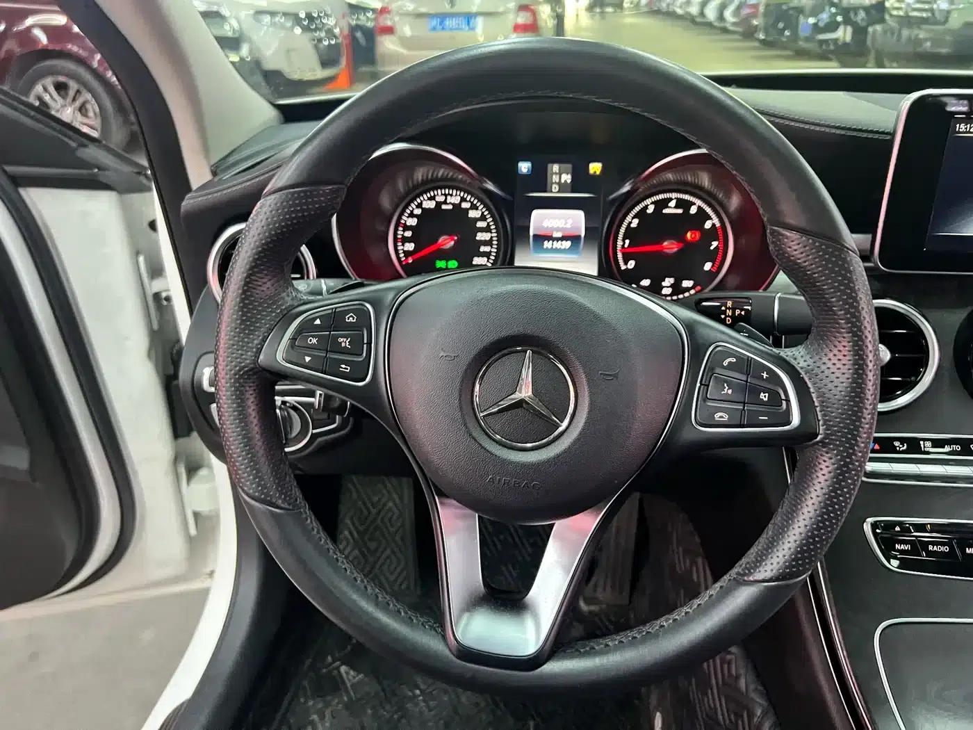 2016 Mercedes-Benz C-Class C 200 L 4MATIC — миниатюра 13