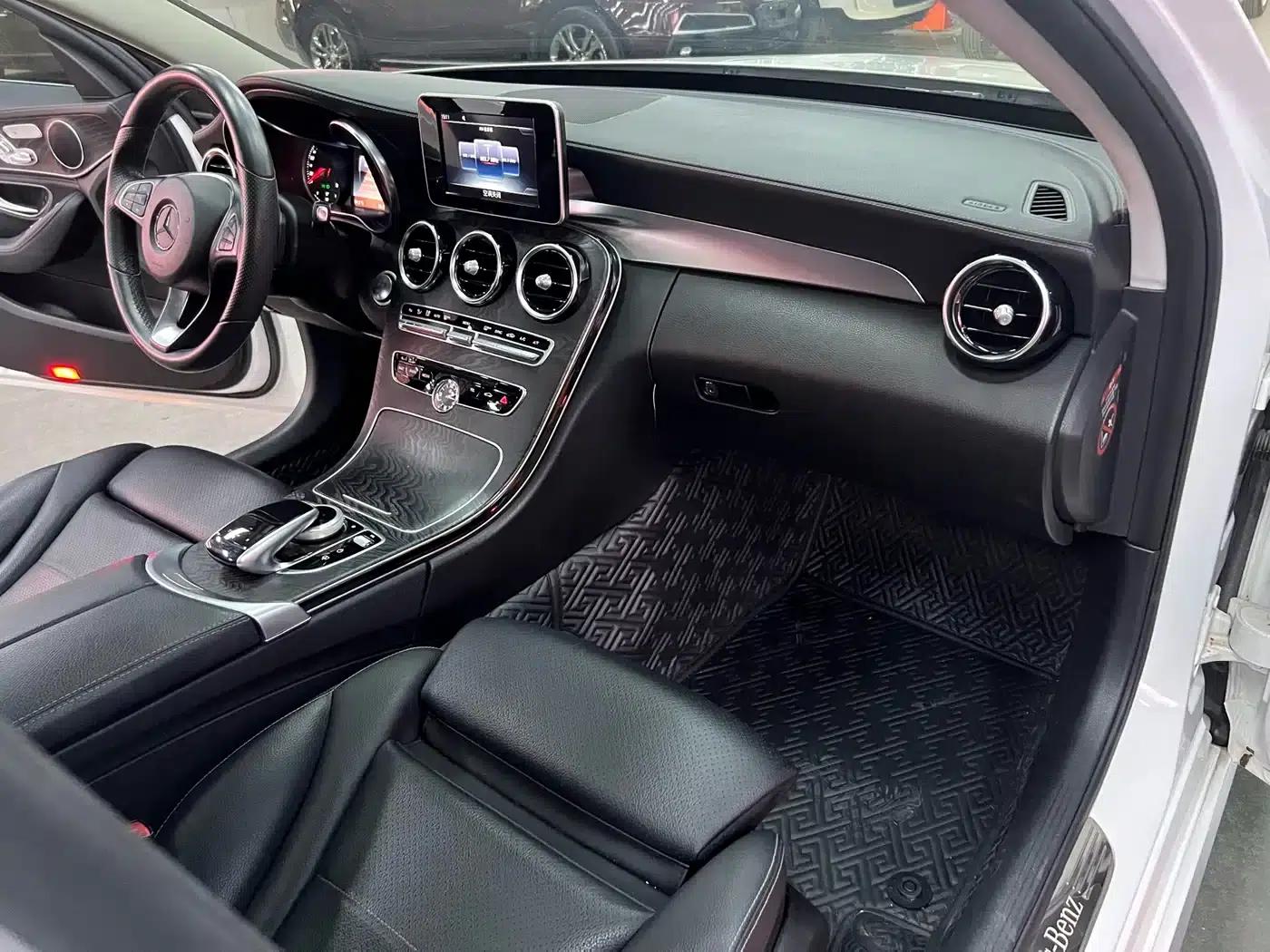2016 Mercedes-Benz C-Class C 200 L 4MATIC — миниатюра 9