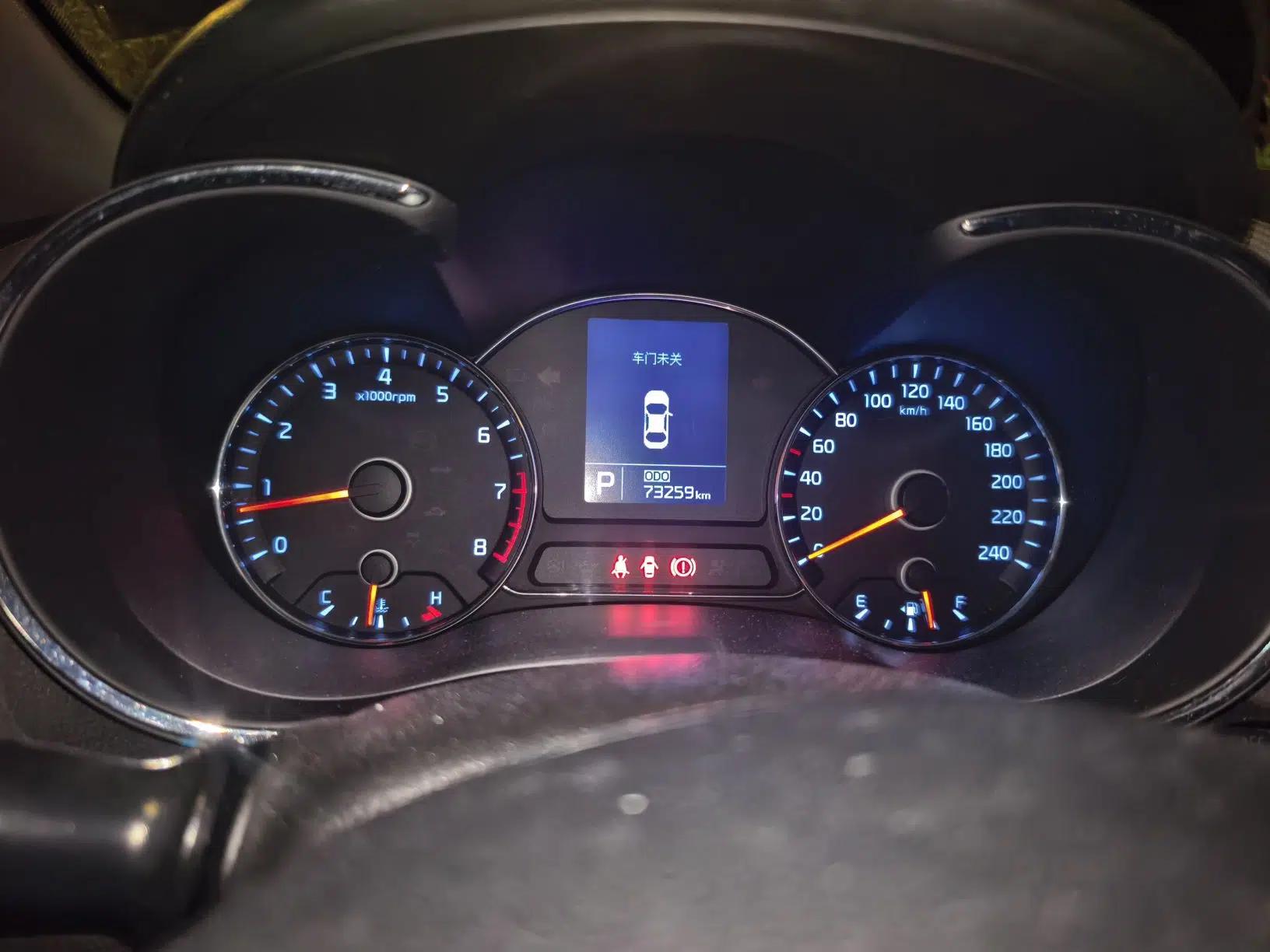 Kia K3 2015 1.6L Automatic GLS — миниатюра 11