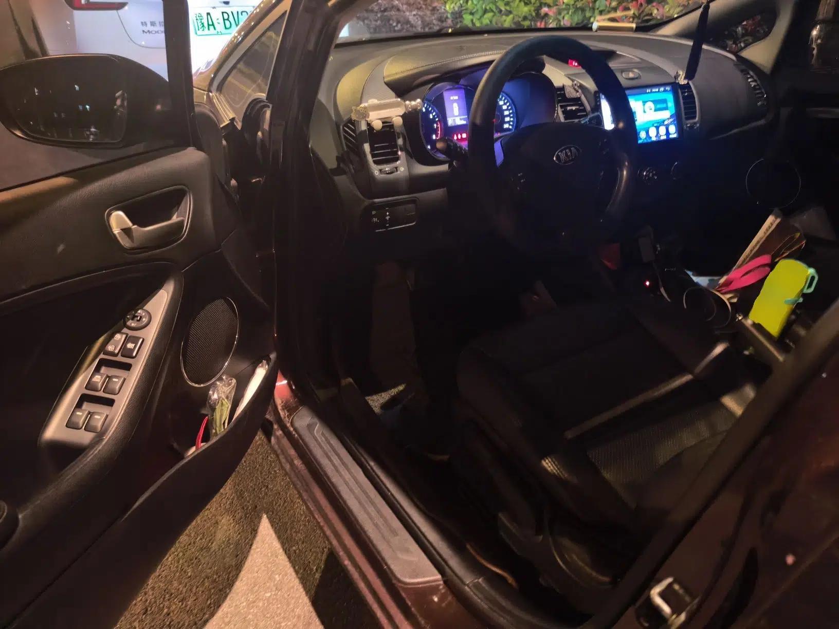Kia K3 2015 1.6L Automatic GLS — миниатюра 16