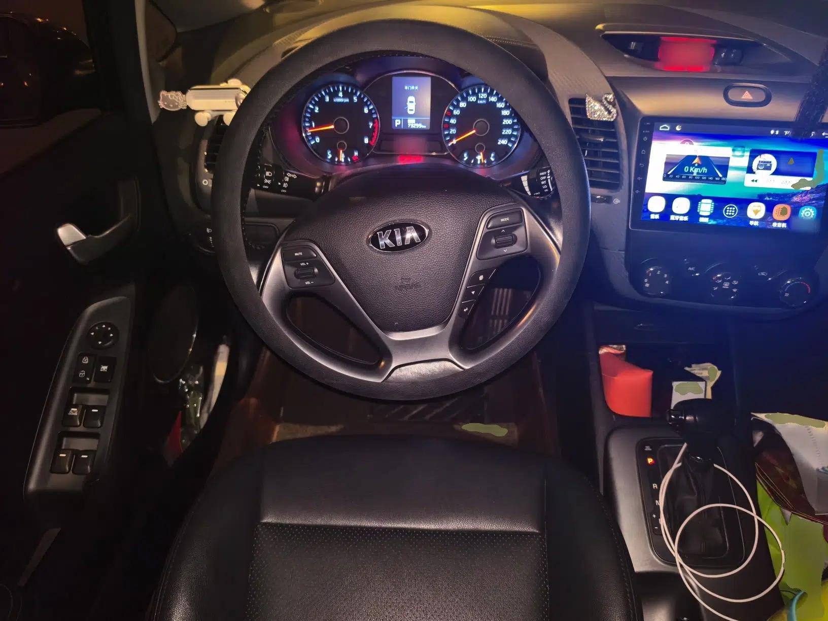 Kia K3 2015 1.6L Automatic GLS — миниатюра 10