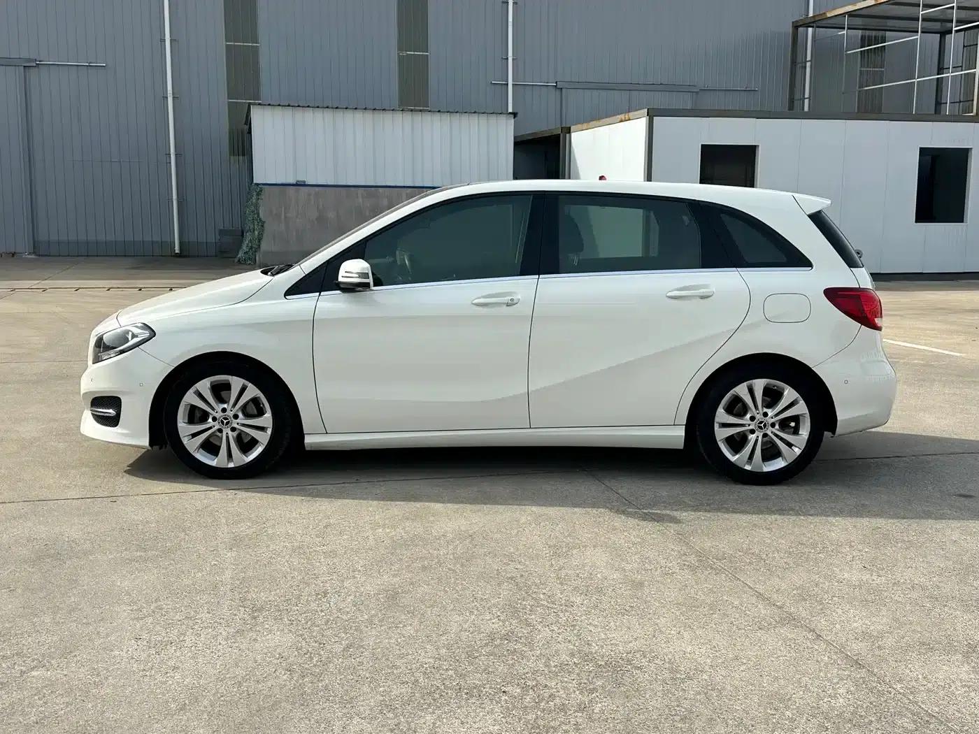 2018 Mercedes-Benz B-Class B 200 Dynamic — миниатюра 12