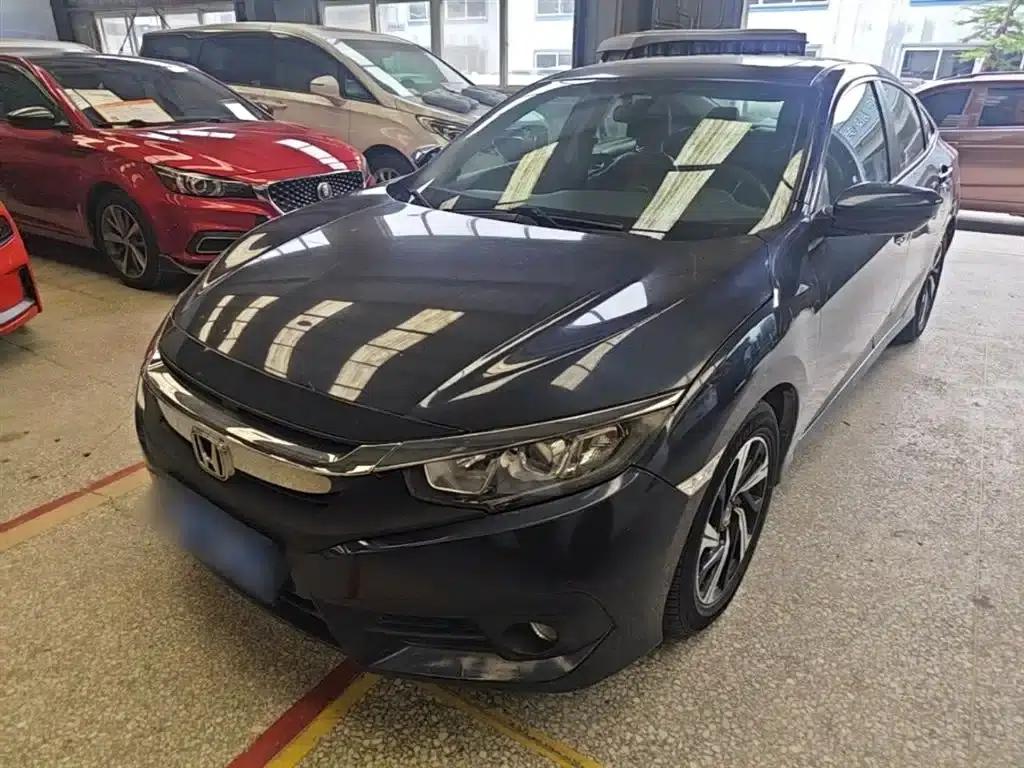 2016 Civic 220TURBO CVT Luxury Edition — миниатюра 2