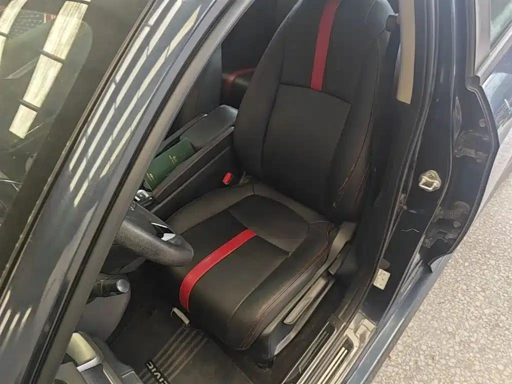 2016 Civic 220TURBO CVT Luxury Edition — миниатюра 15