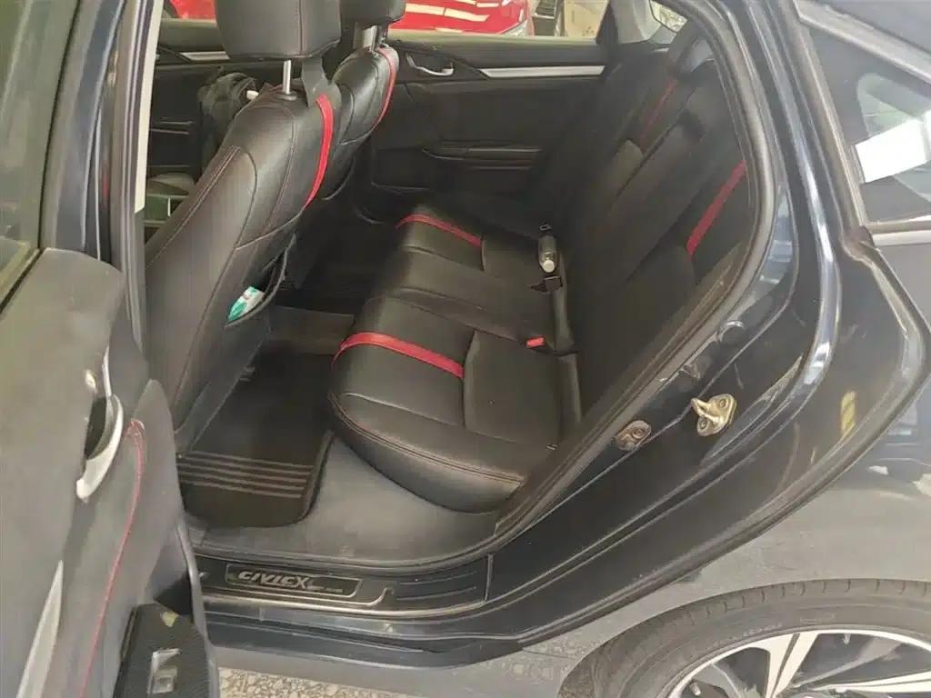 2016 Civic 220TURBO CVT Luxury Edition — миниатюра 17