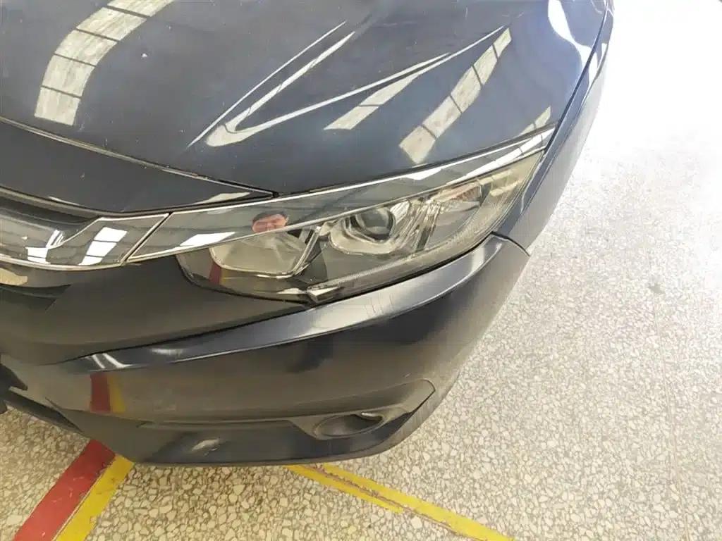 2016 Civic 220TURBO CVT Luxury Edition — миниатюра 24
