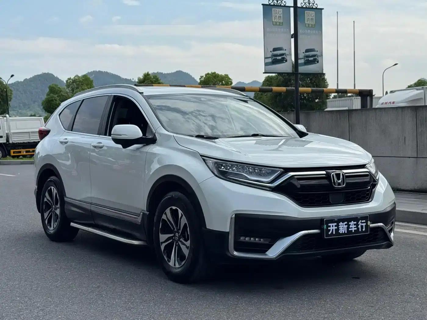 Honda CR-V 2021 240TURBO CVT 2WD Fashion Edition — миниатюра 3