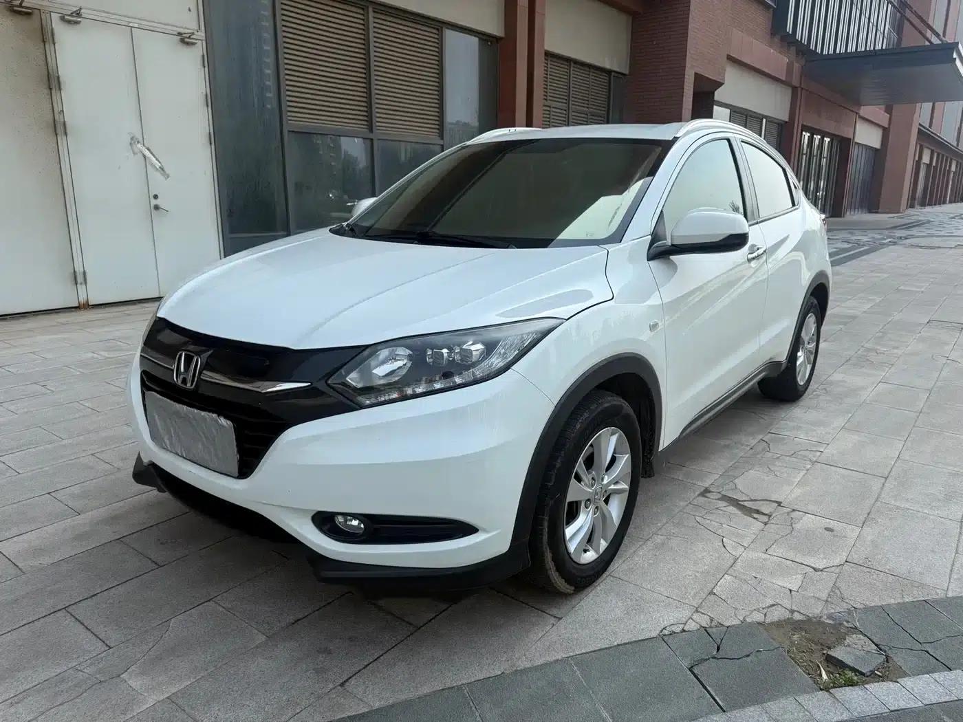 Vezel 2018 1.5L CVT 2WD Tech Elite — миниатюра 1