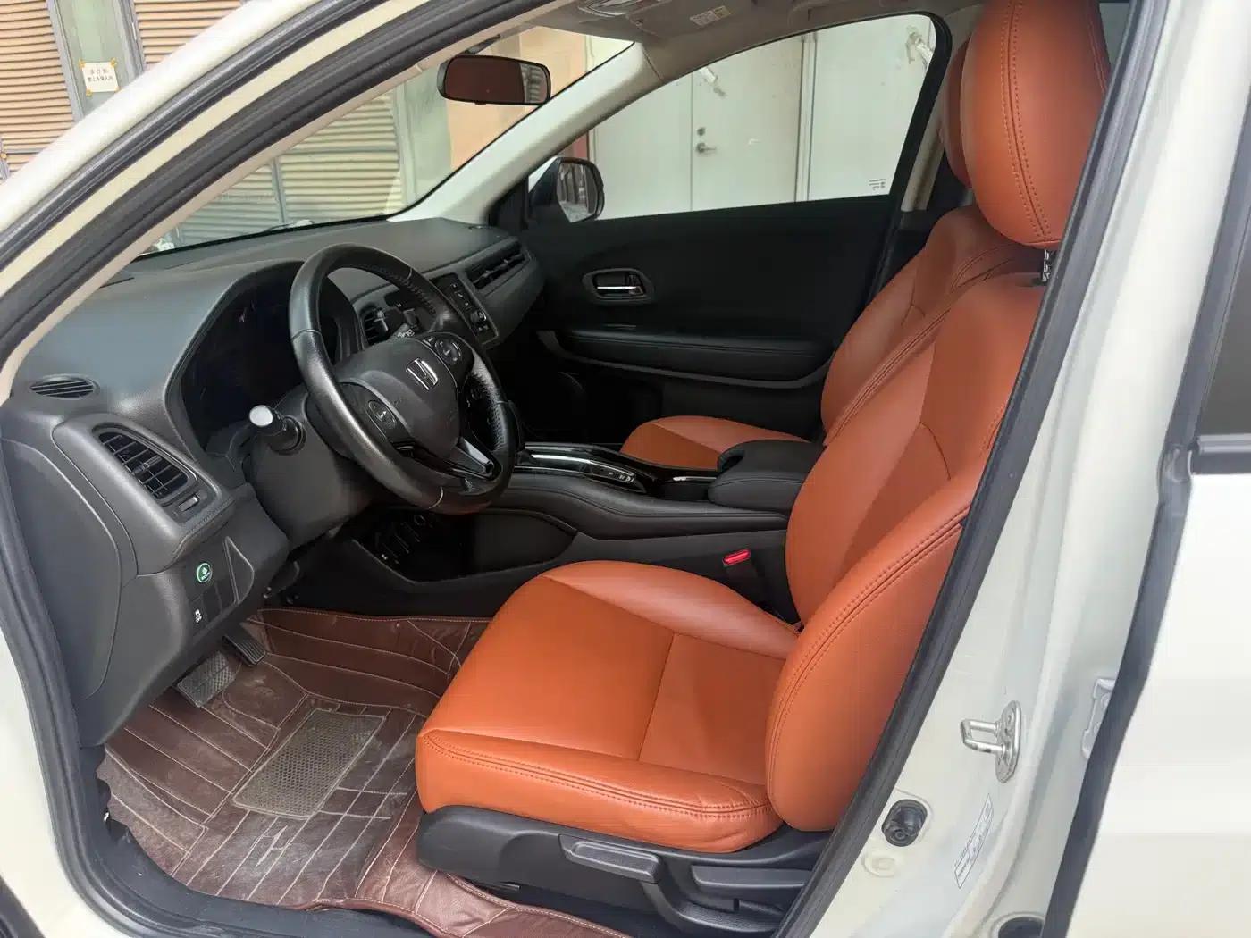 Vezel 2018 1.5L CVT 2WD Tech Elite — миниатюра 4