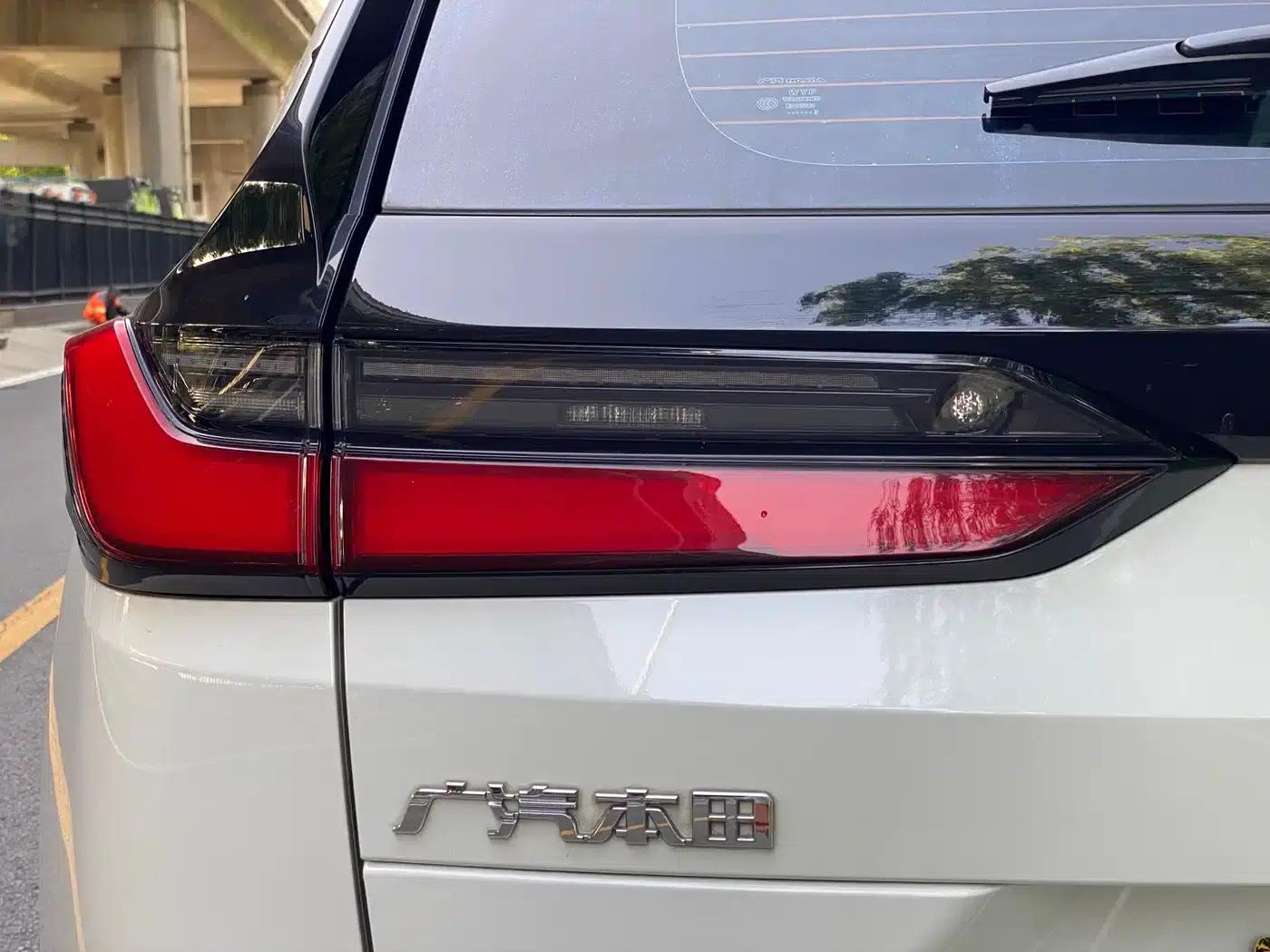 2023 Honda CR-V 240TURBO 2WD Luxury Edition 5-seater — миниатюра 4