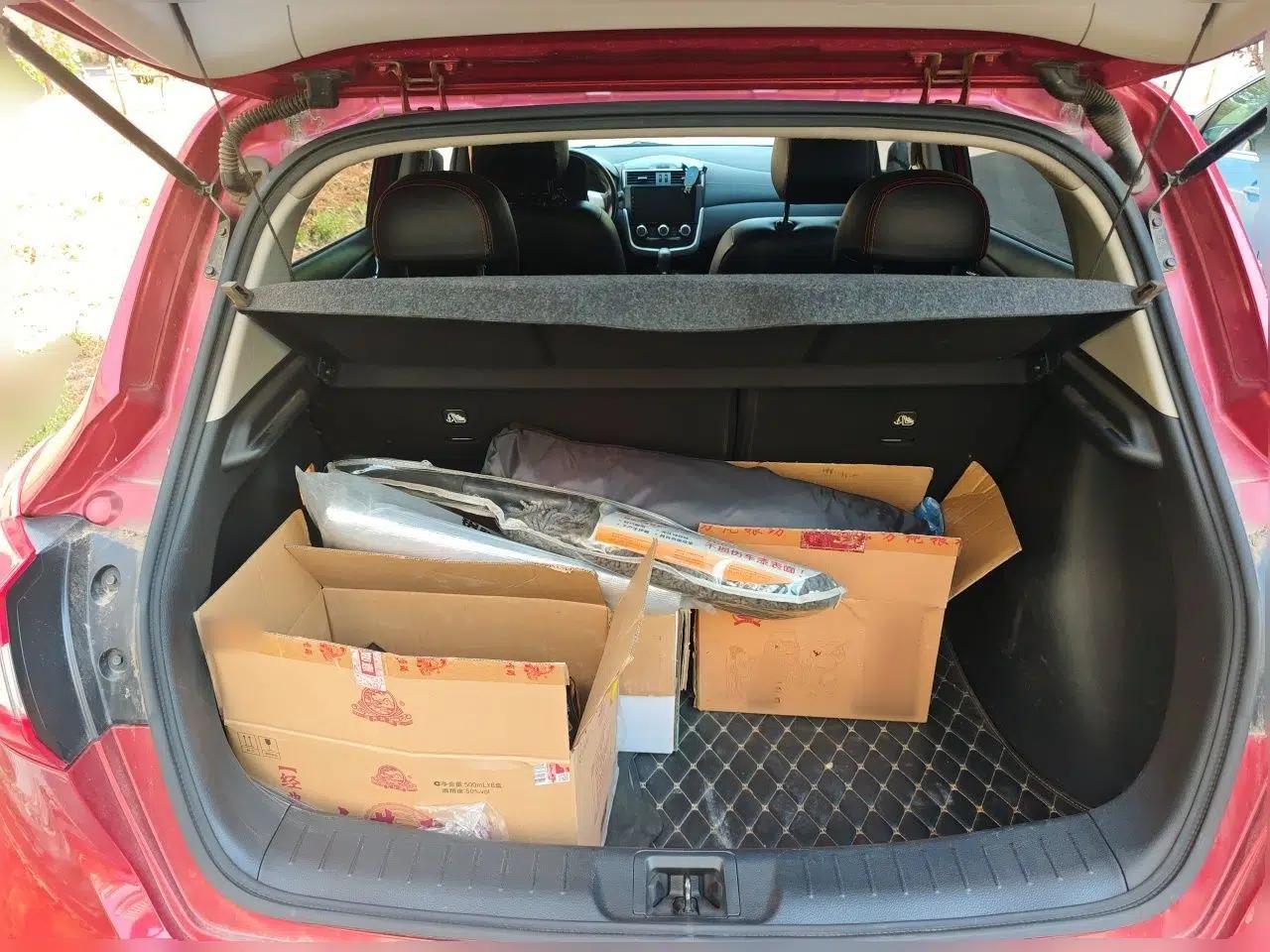Nissan Tiida 2019 1.6L CVT Cool Edition China VI Standard — миниатюра 19