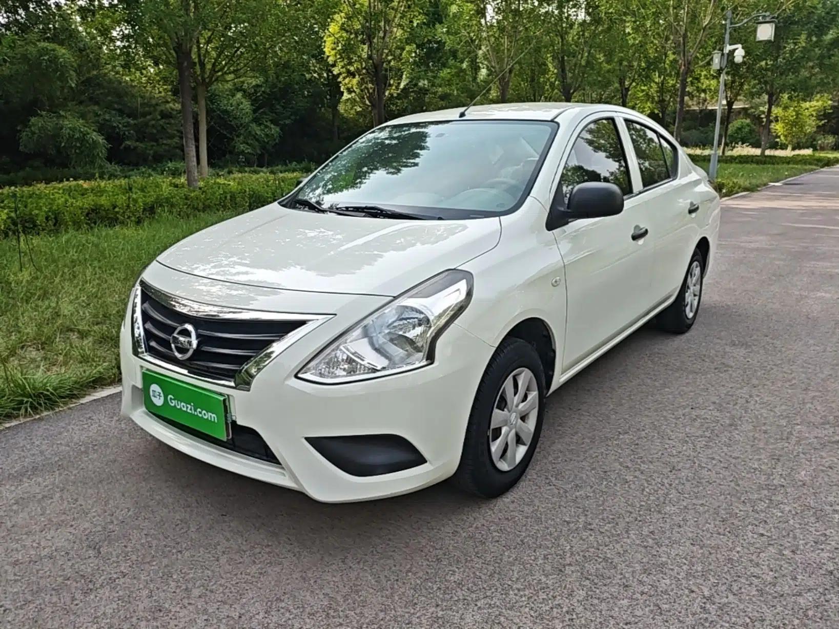 Nissan Sunny 2015 1.5XE Manual Comfort Edition — миниатюра 1