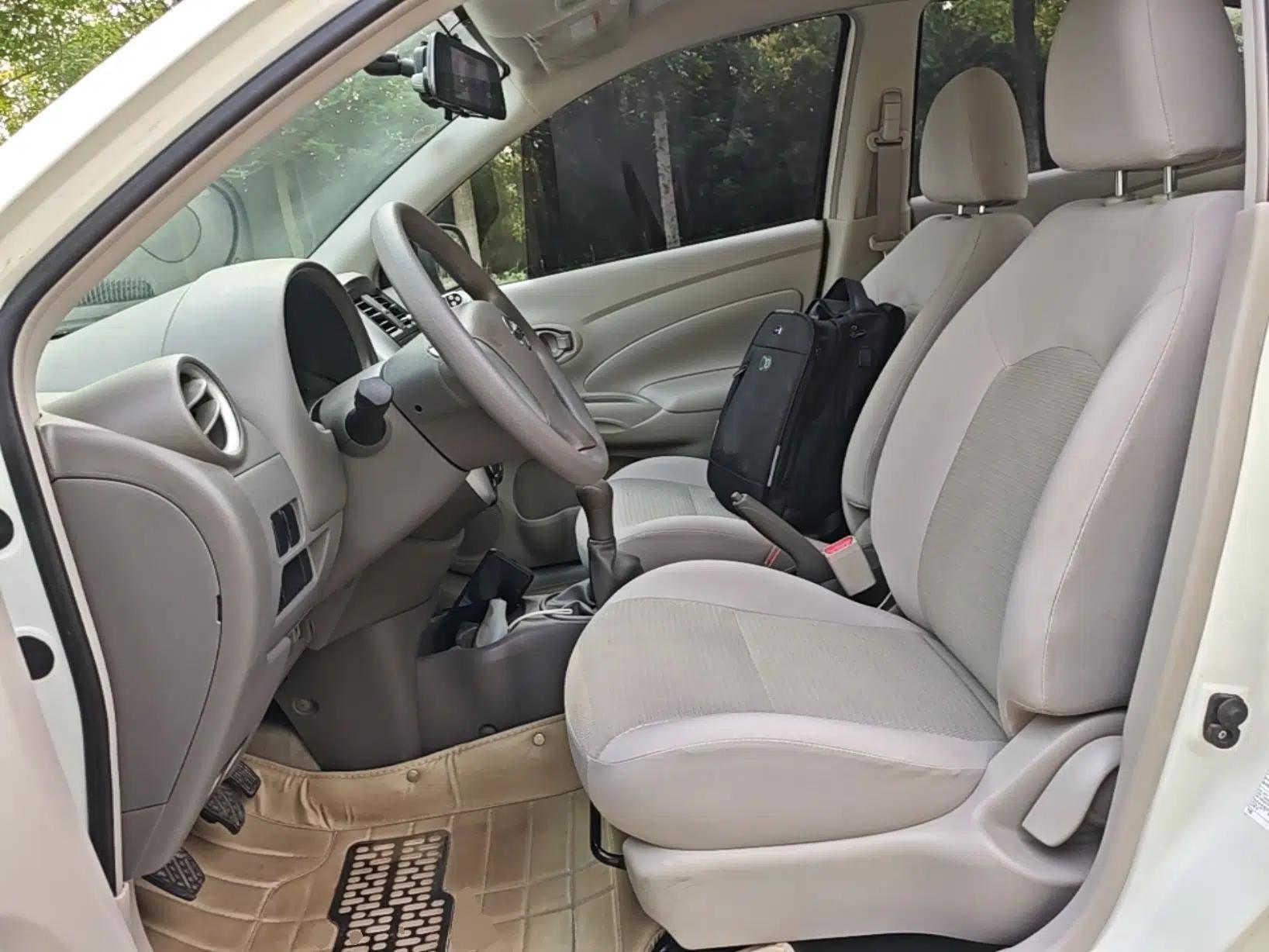 Nissan Sunny 2015 1.5XE Manual Comfort Edition — миниатюра 17