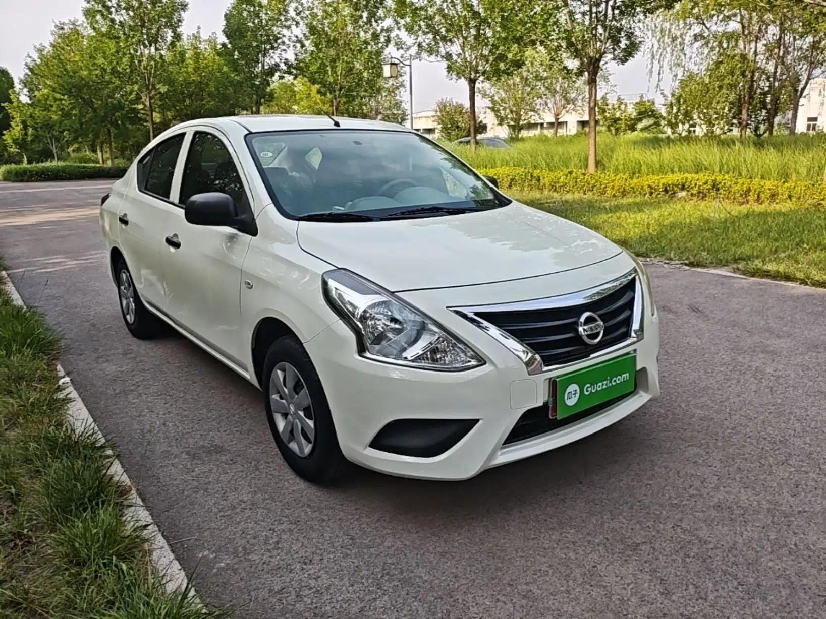 Nissan Sunny 2015 1.5XE Manual Comfort Edition — миниатюра 3