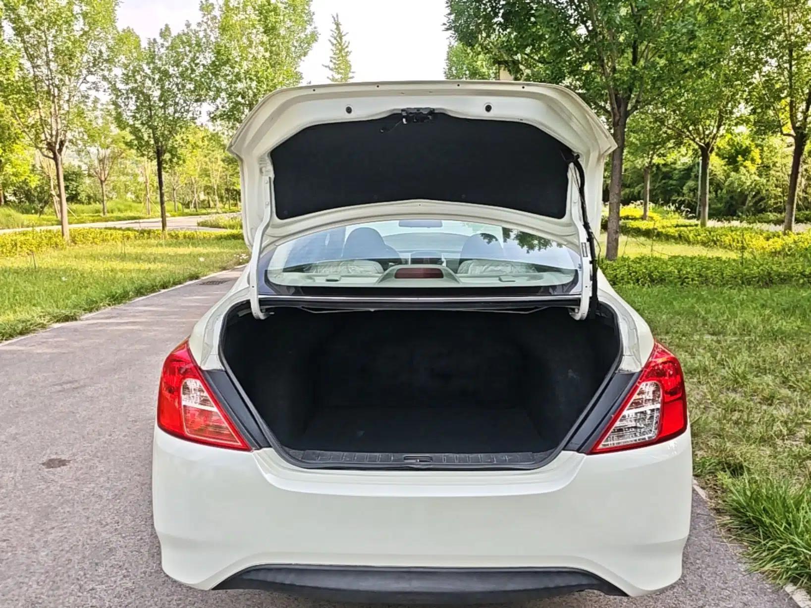 Nissan Sunny 2015 1.5XE Manual Comfort Edition — миниатюра 22