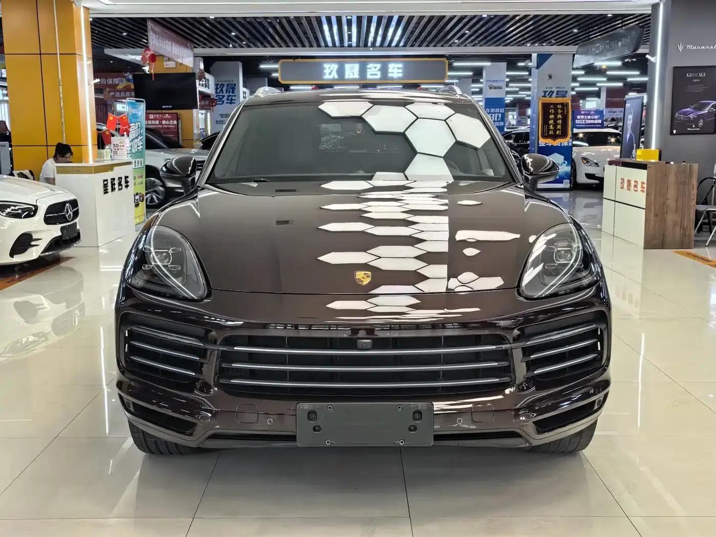 Cayenne 2019 Cayenne 3.0T — миниатюра 2