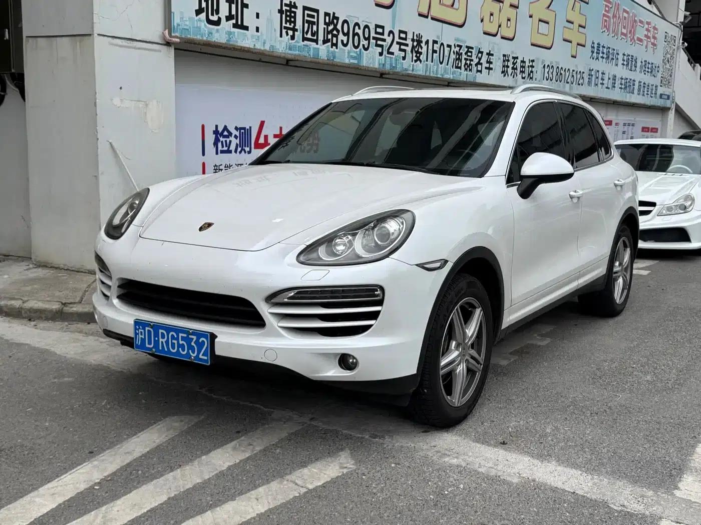 Cayenne 2011 Cayenne 3.0T — миниатюра 1