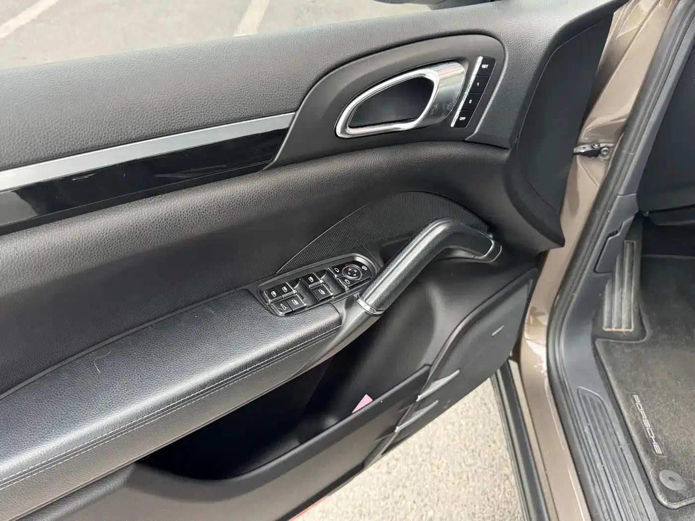 Cayenne 2011 Cayenne 3.0T — миниатюра 4