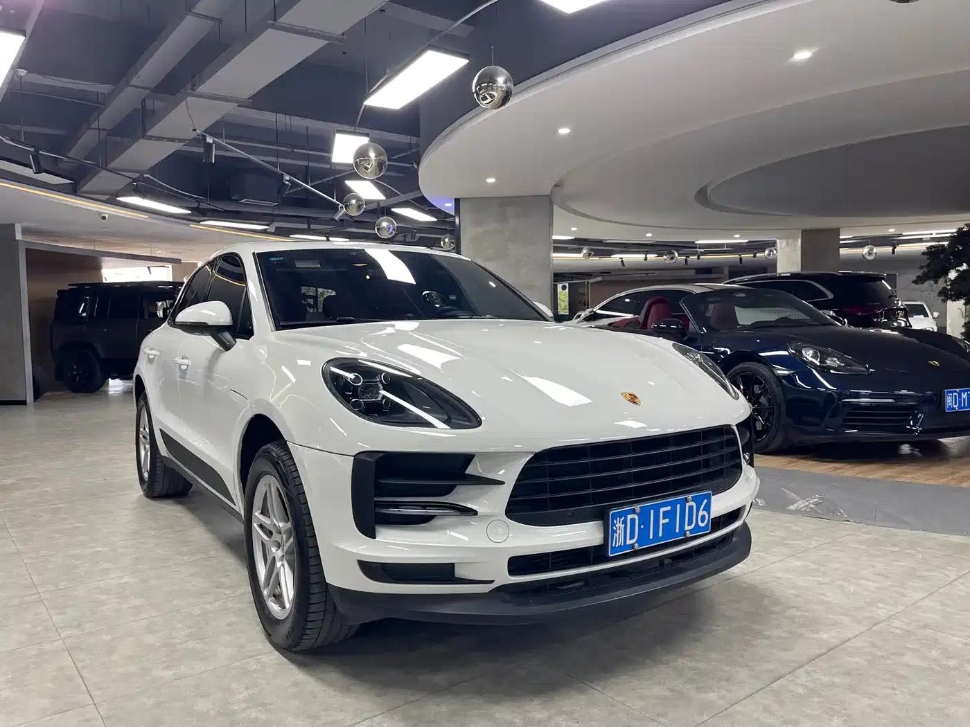2020 Macan 2.0T — миниатюра 2