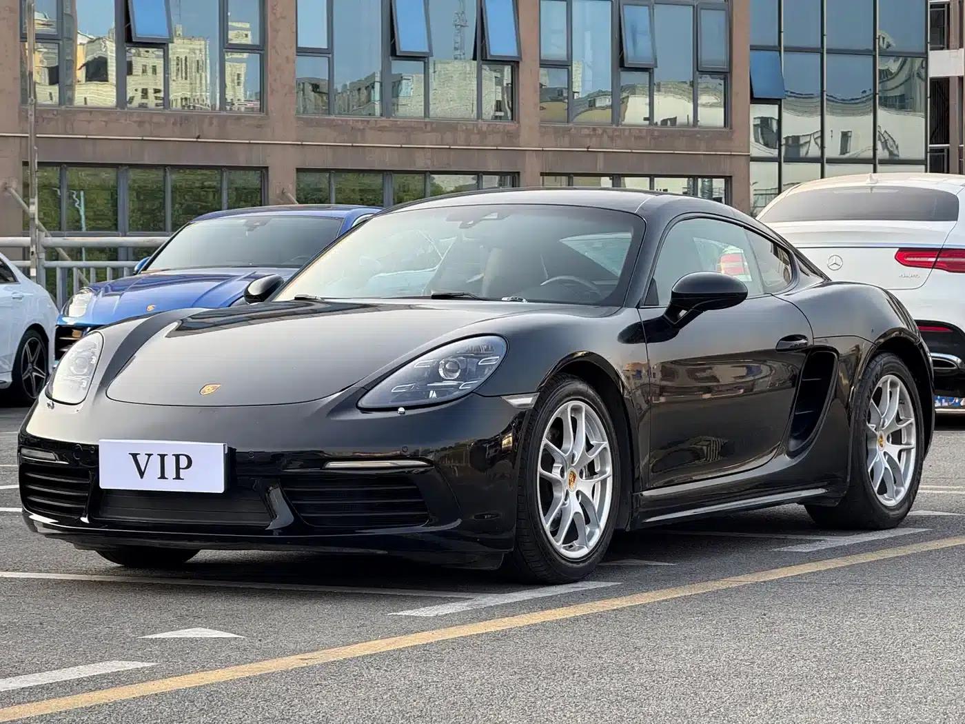 Porsche 718 Cayman 2018 2.0T — миниатюра 1