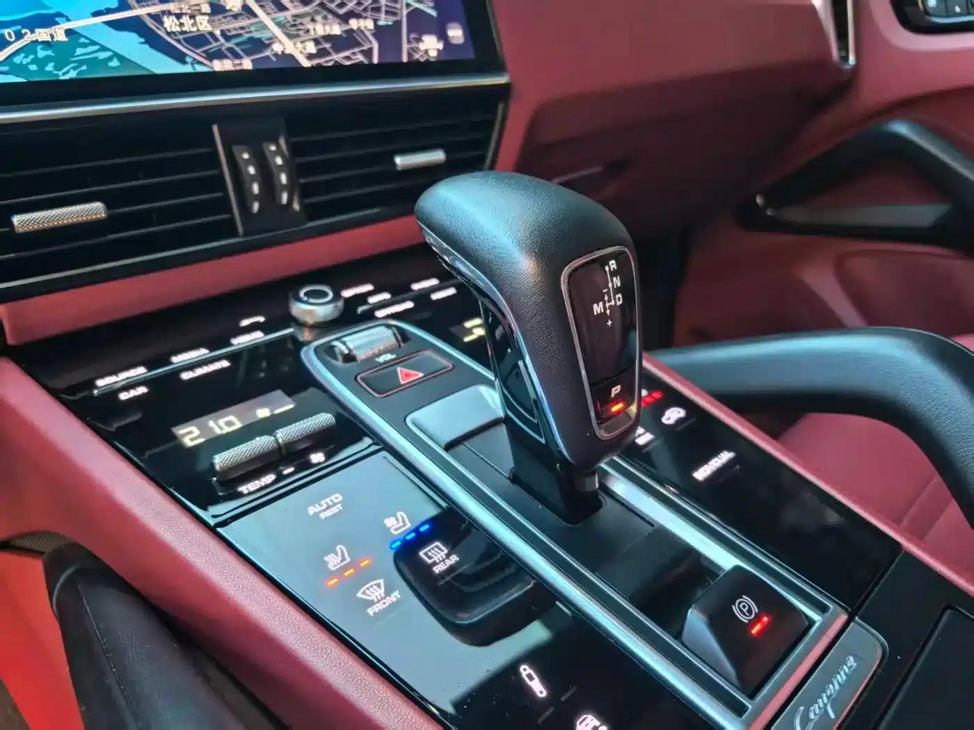 2023 Cayenne E-Hybrid 2.0T — миниатюра 9