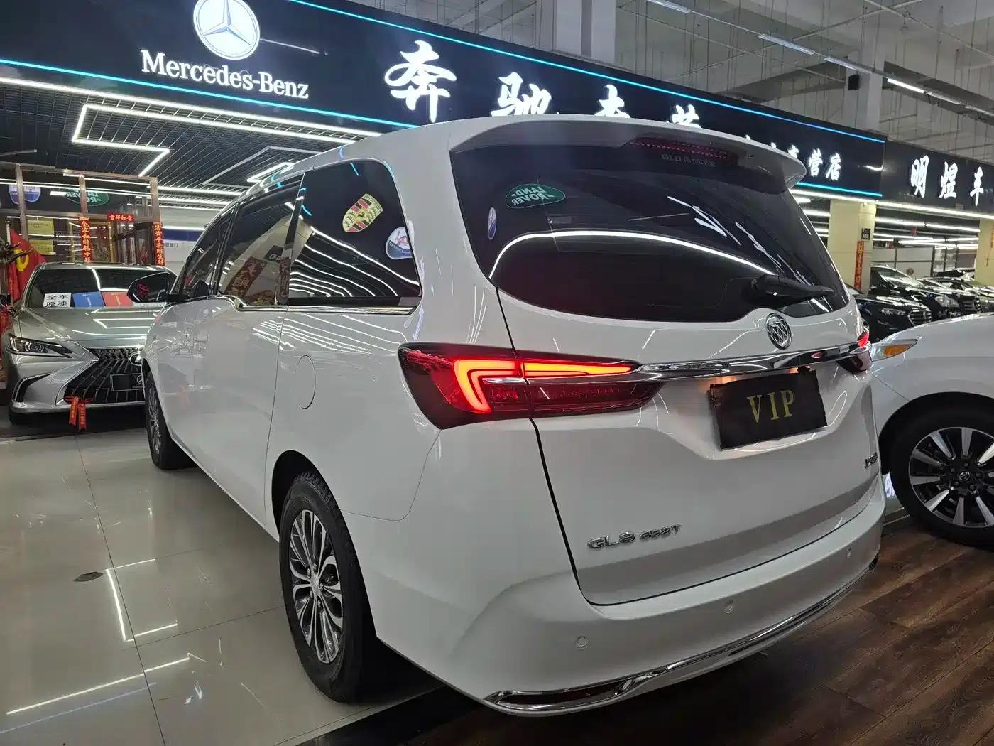Buick GL8 2021 Land Business Class 652T Comfort — миниатюра 5