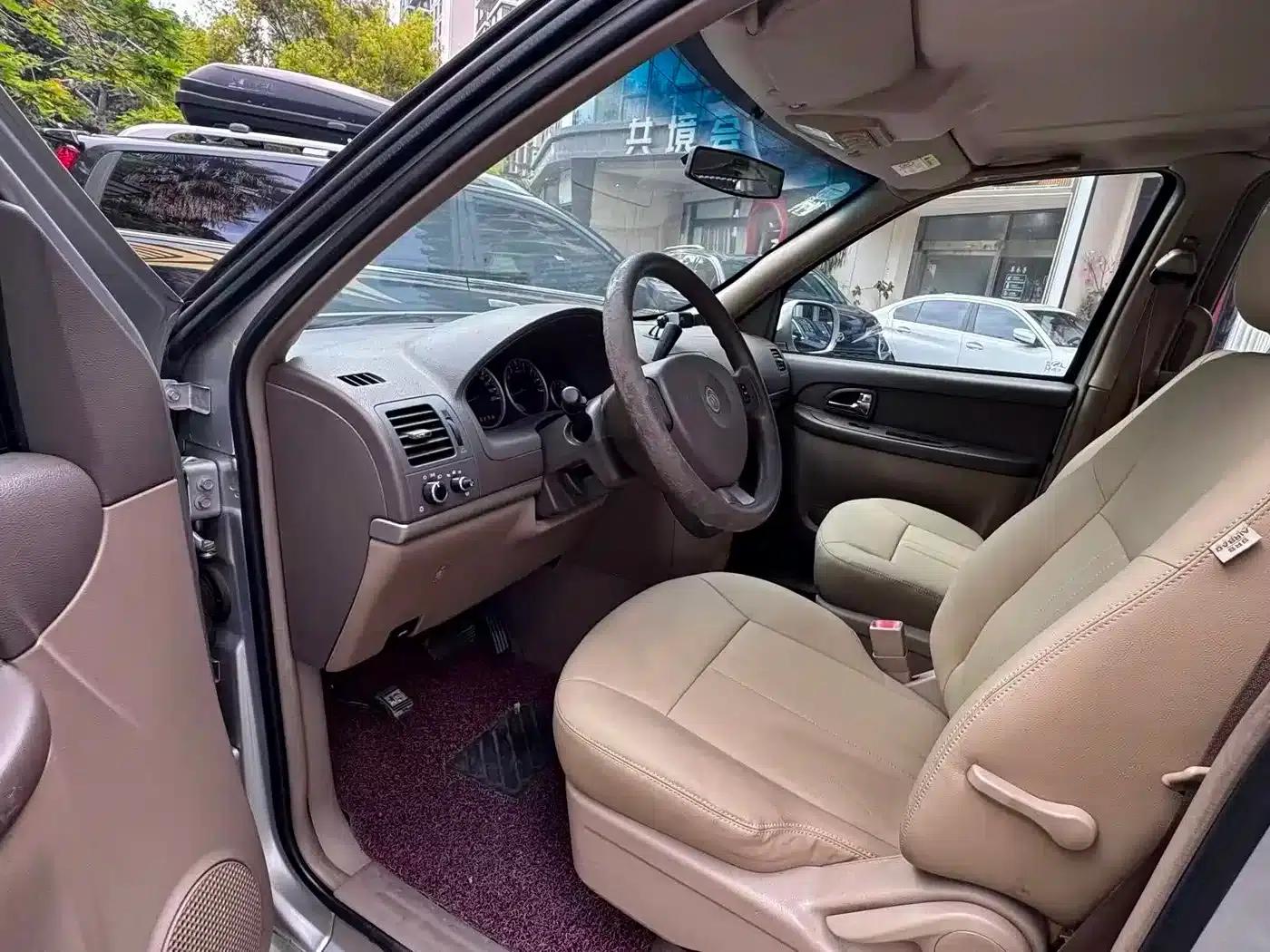 Buick GL8 2014 2.4L Classic Edition — миниатюра 7