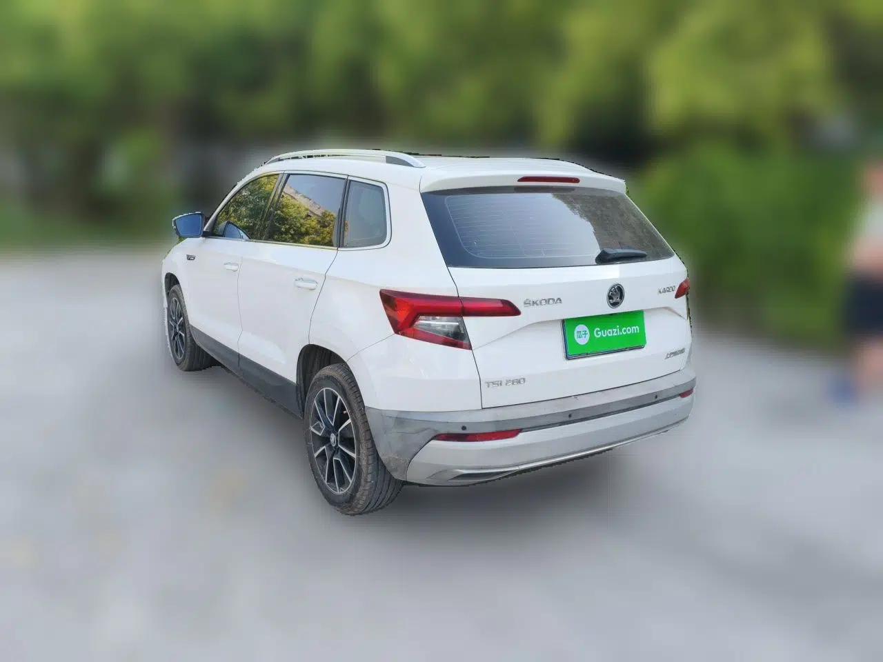Skoda Karoq 2018 TSI280 Luxury Edition China V Standard — миниатюра 4