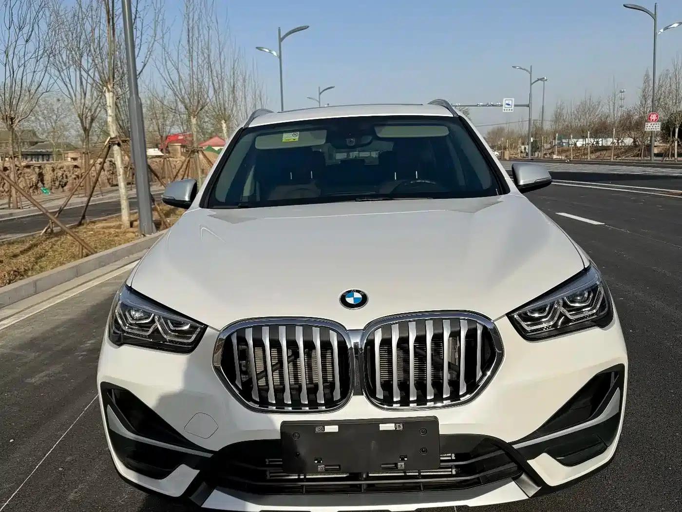 BMW X1 2022 sDrive20Li Fashion Edition — миниатюра 1