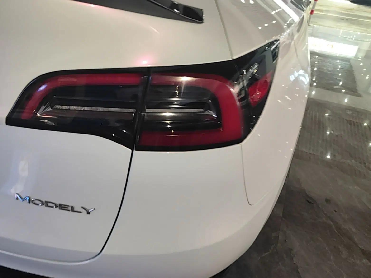 Tesla Model Y 2022 Revised Version Rear-Wheel Drive — миниатюра 9