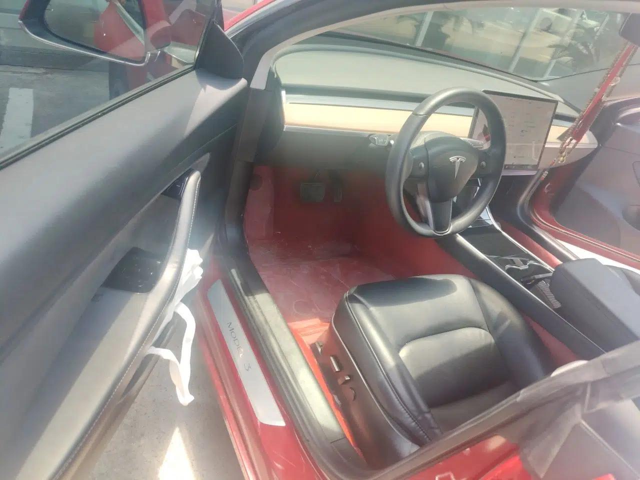 Tesla Model 3 2019 Standard Range Rear-Wheel Drive Upgraded Version (60 kWh) — миниатюра 16