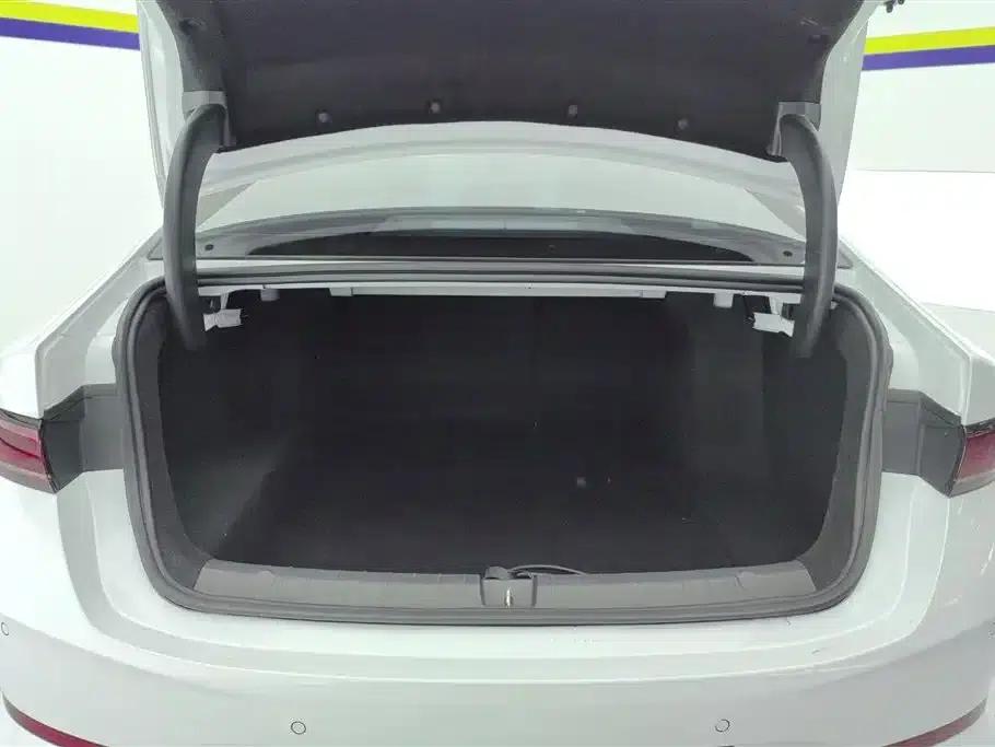 Qin PLUS 2025 DM-i Intelligent Driving Edition 55KM Leading Model — миниатюра 4