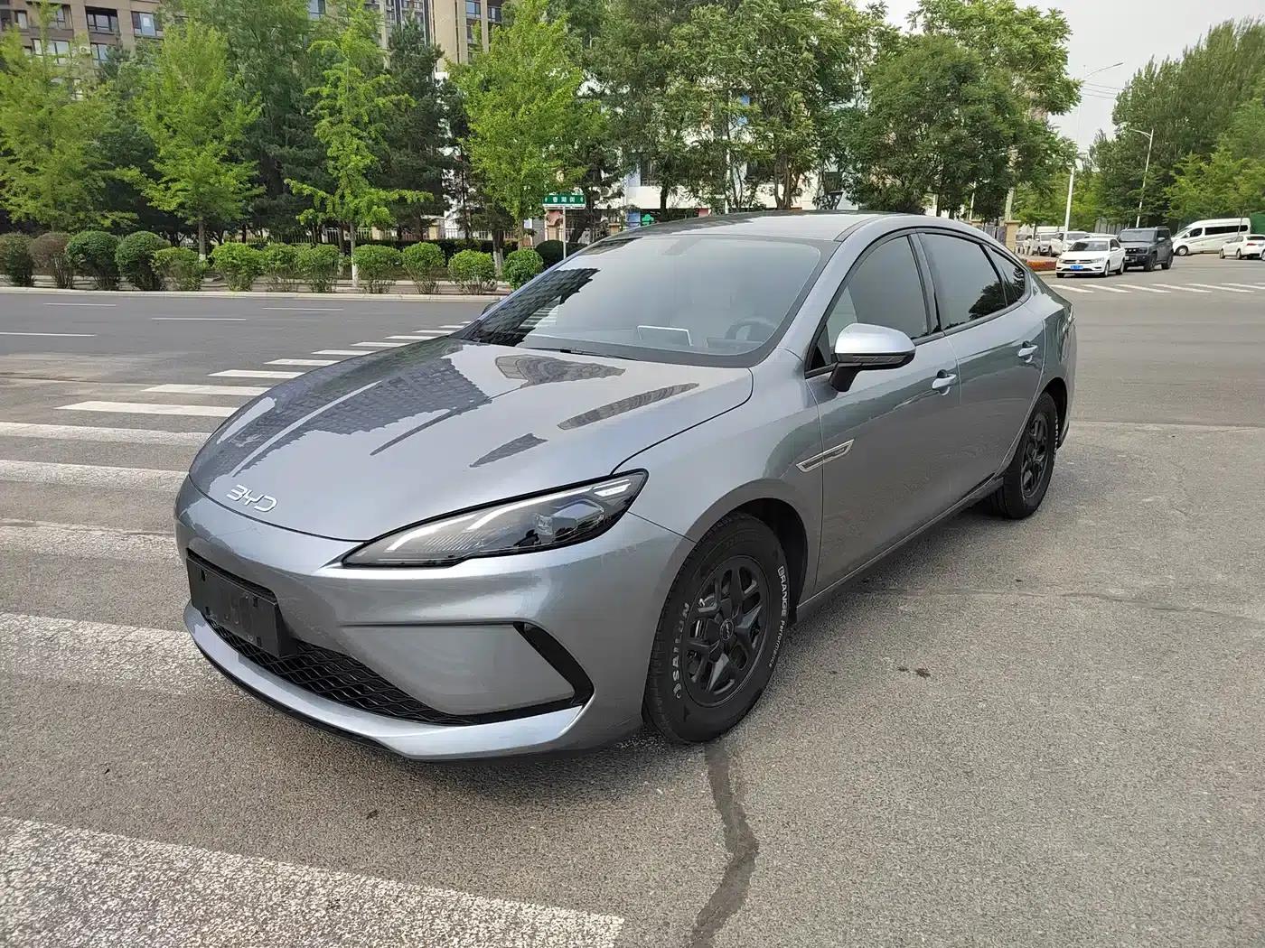 Seal 05 DM-i 2025 DM-i Intelligent Driving Edition 55KM Luxury Model — миниатюра 1
