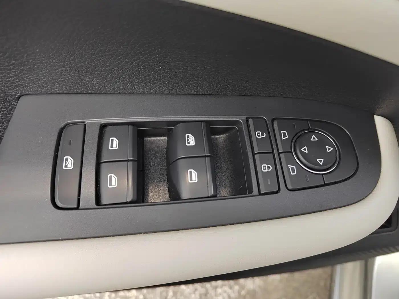 Seal 05 DM-i 2025 DM-i Intelligent Driving Edition 55KM Luxury Model — миниатюра 12