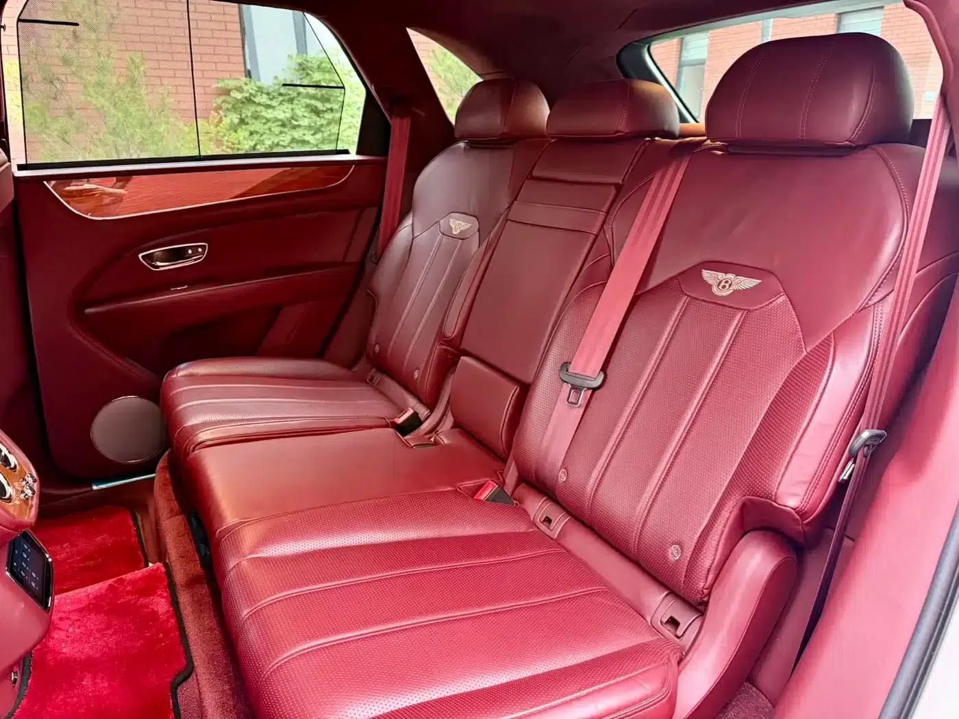Bentayga 2021 4.0T V8 — миниатюра 11