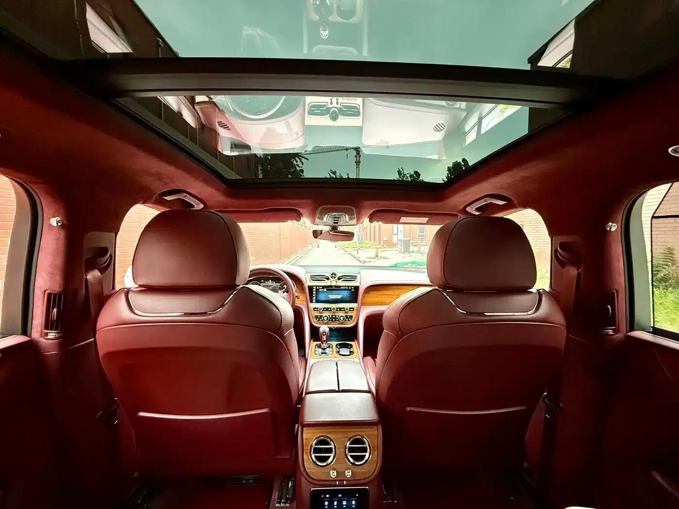 Bentayga 2021 4.0T V8 — миниатюра 13