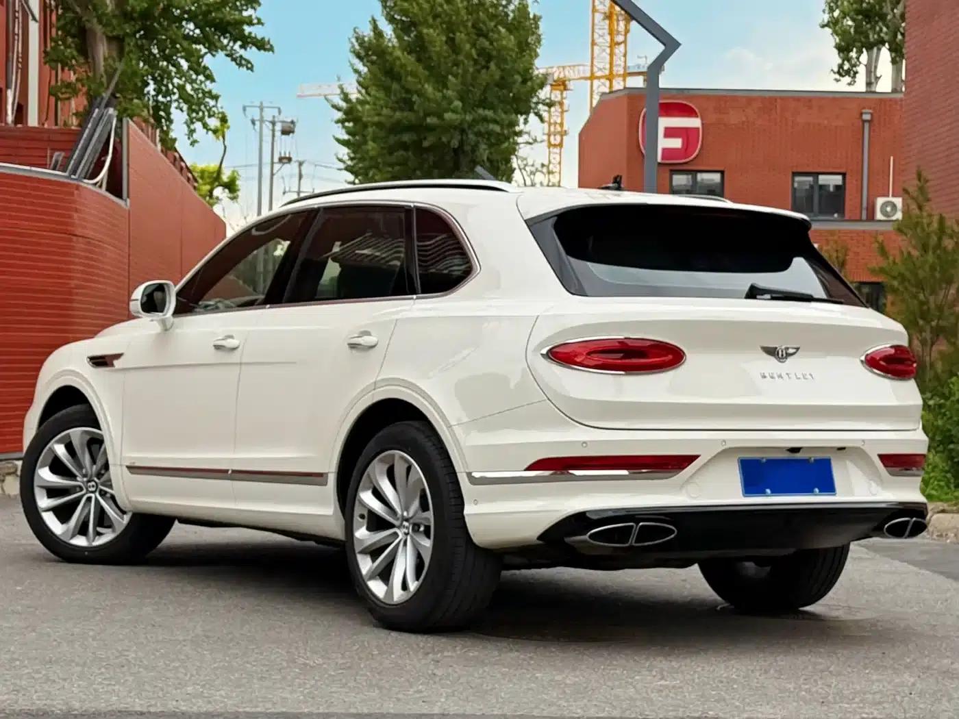 Bentayga 2021 4.0T V8 — миниатюра 4