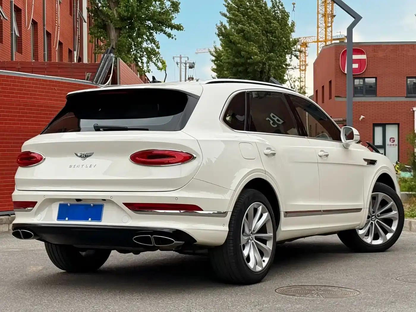 Bentayga 2021 4.0T V8 — миниатюра 6