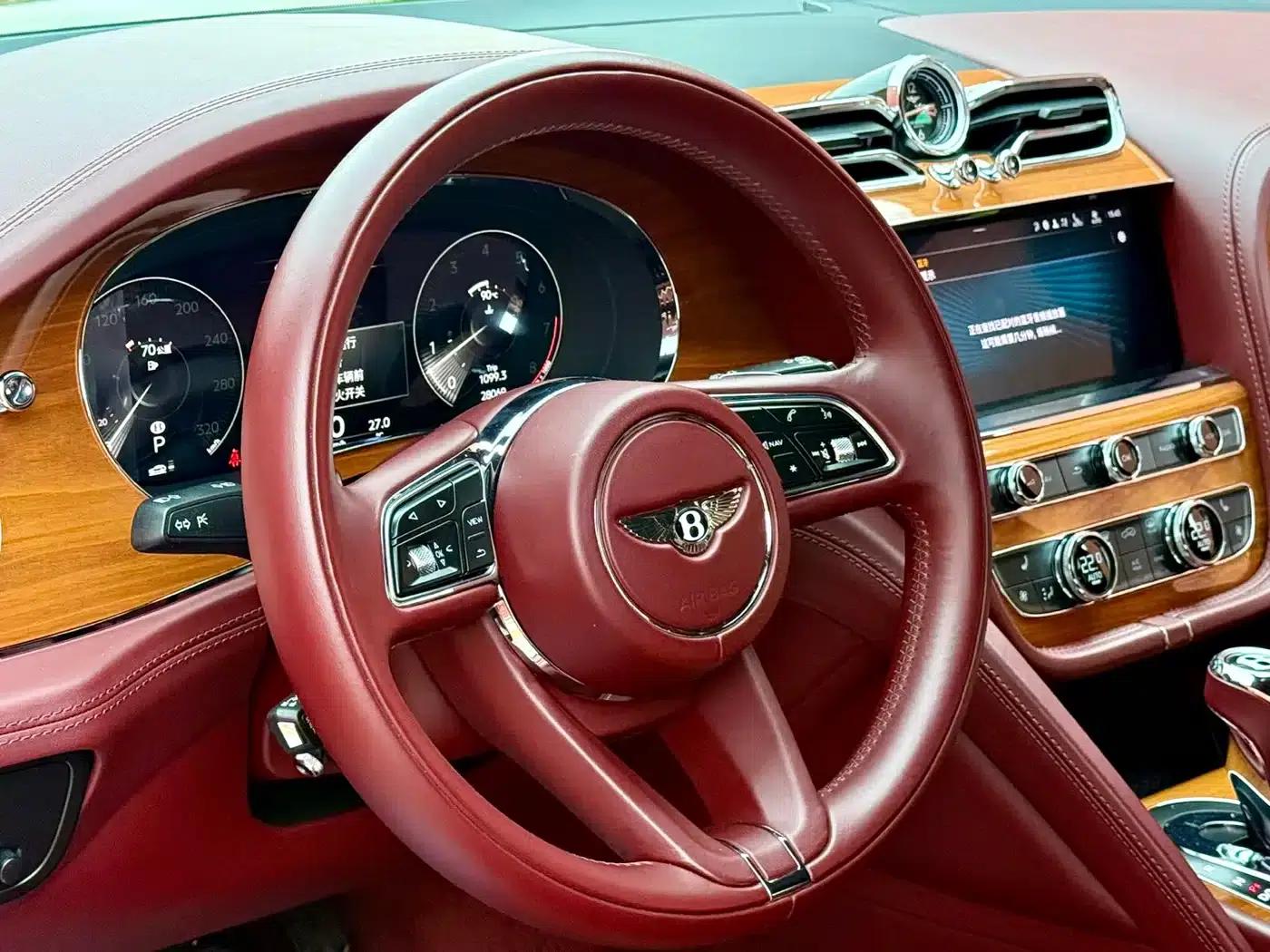 Bentayga 2021 4.0T V8 — миниатюра 7