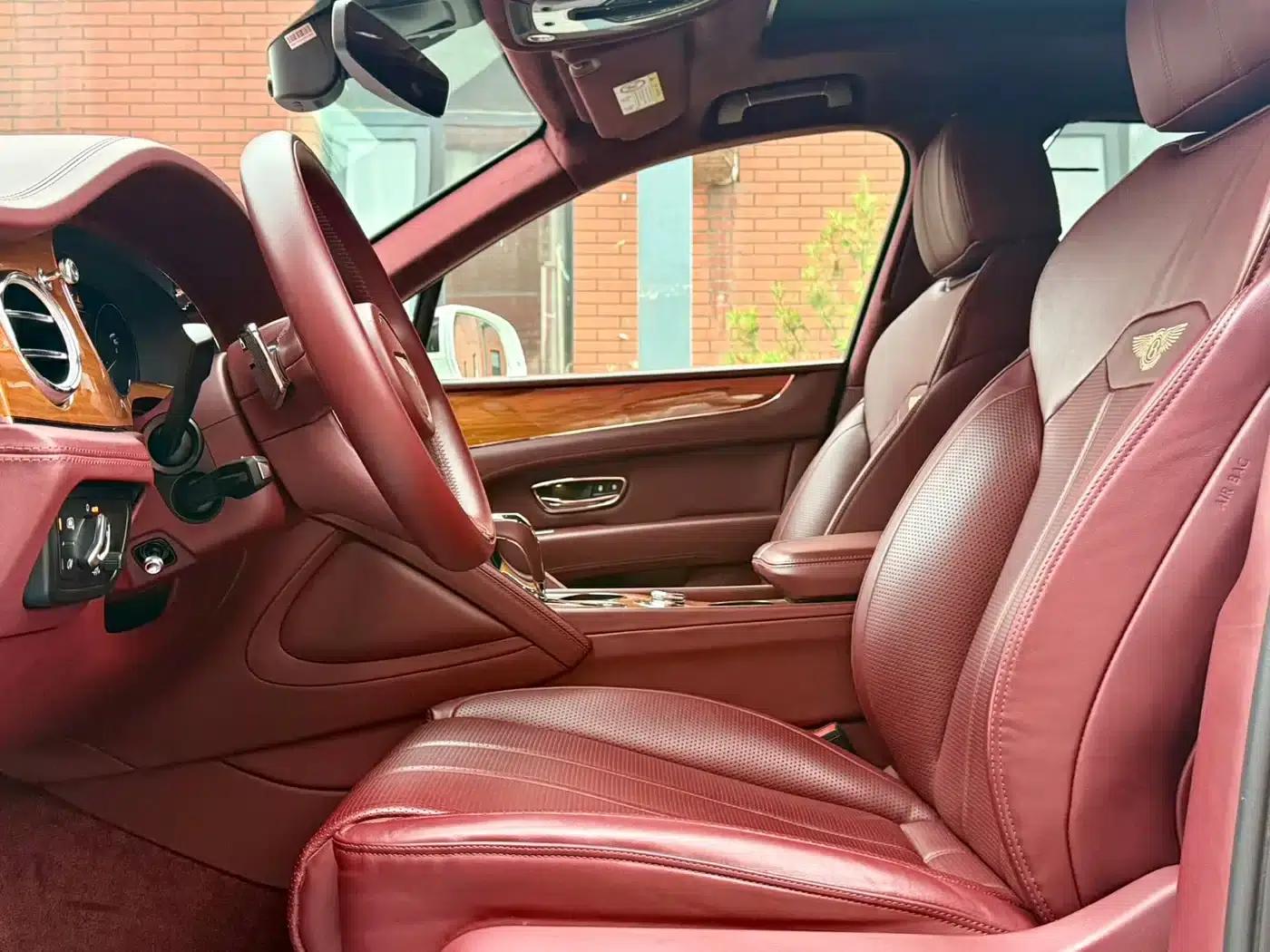 Bentayga 2021 4.0T V8 — миниатюра 9