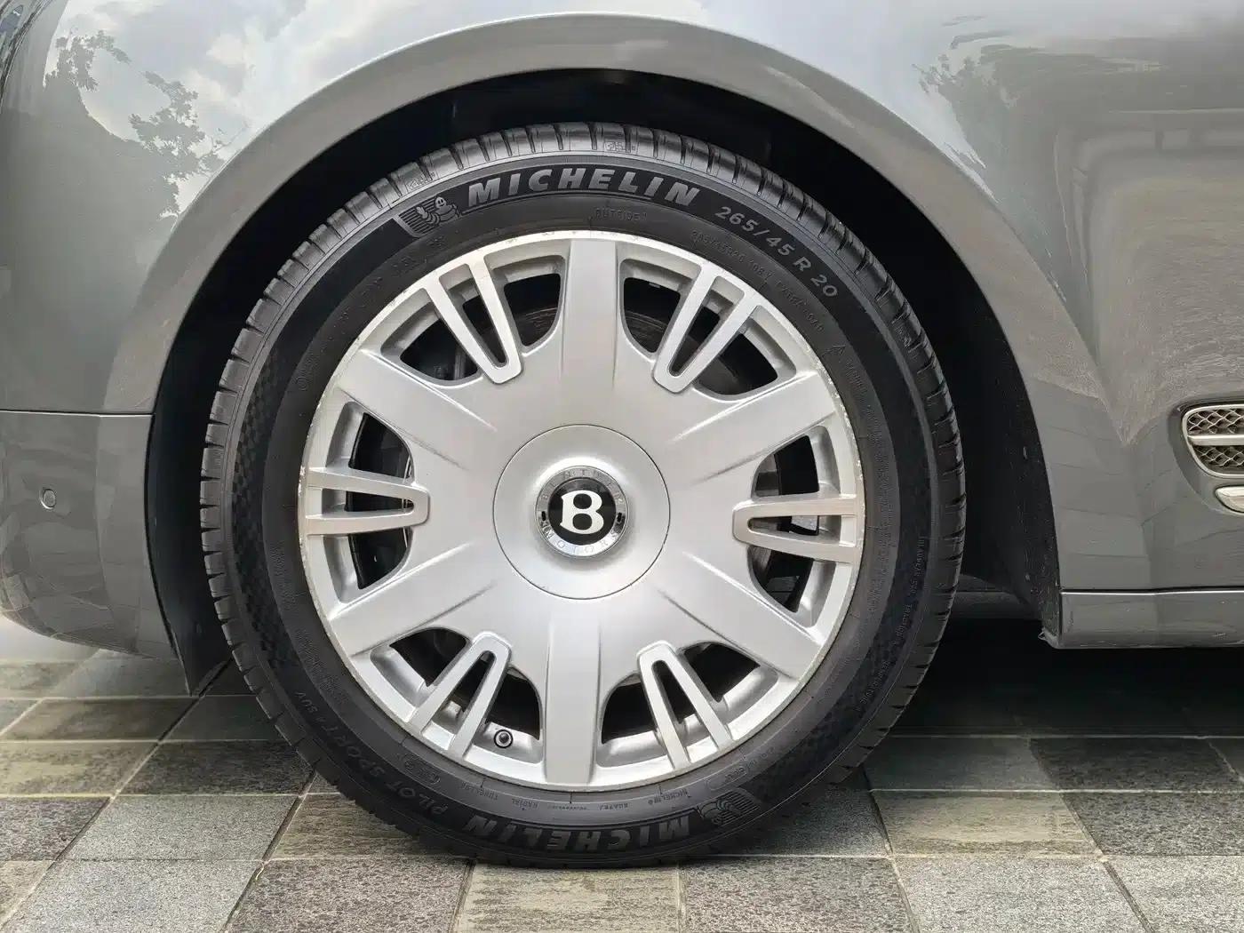 Mulsanne 2015 6.8T Standard Edition — миниатюра 4