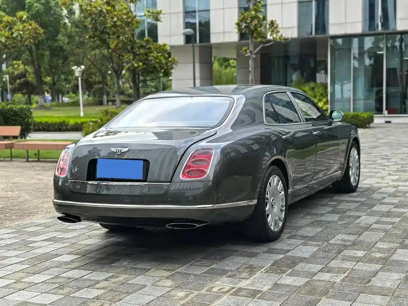 Mulsanne 2015 6.8T Standard Edition — миниатюра 50