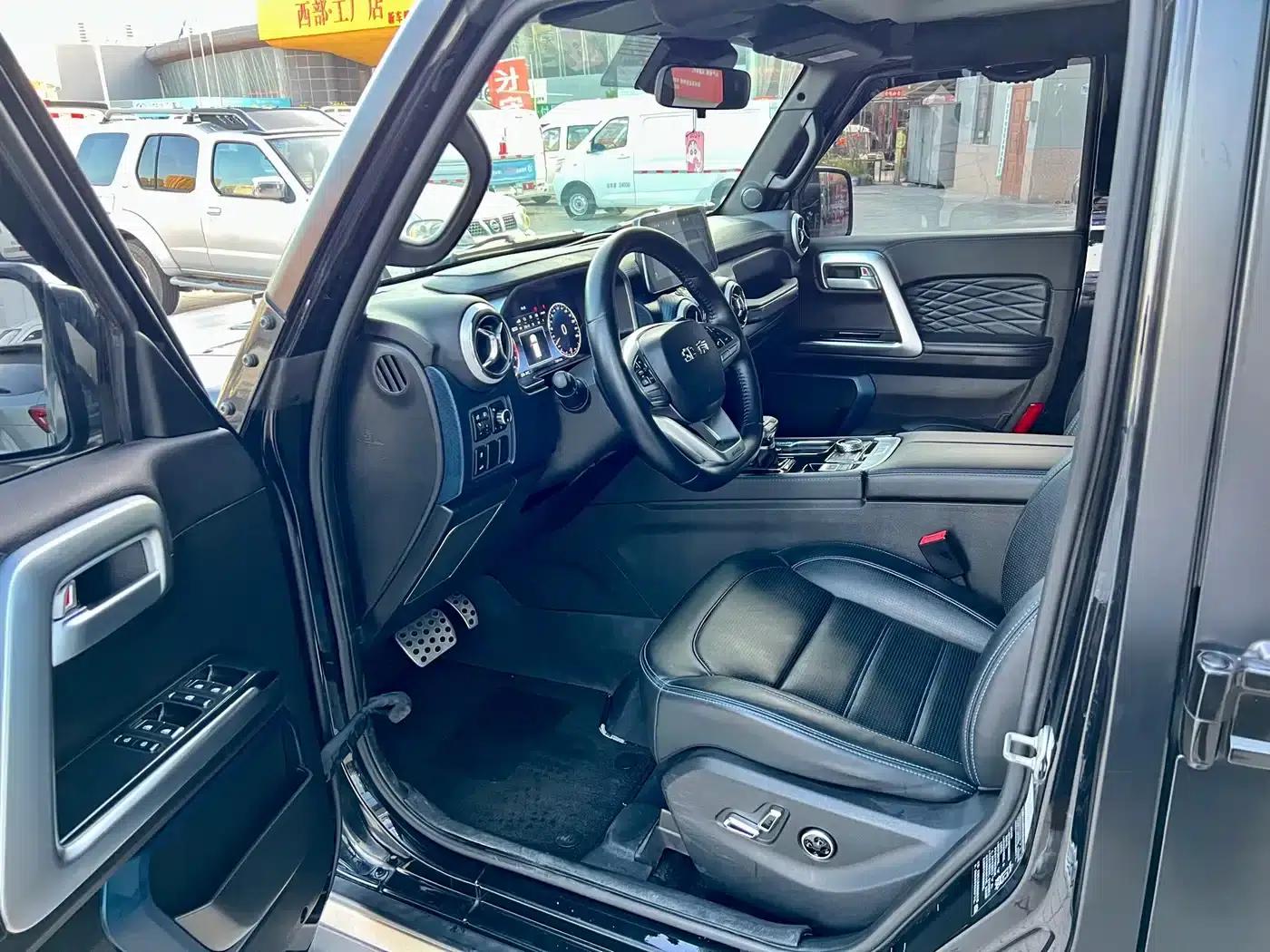 Beijing BJ40 2020 2.0T Automatic 4WD City Hunter Edition (Hero Model) — миниатюра 4