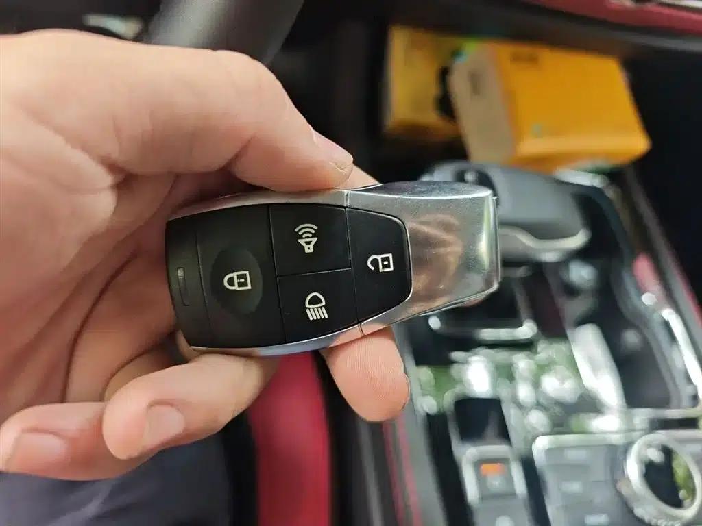 Beijing BJ40 2020 2.0T Automatic 4WD Tribute Edition Knight Model — миниатюра 12