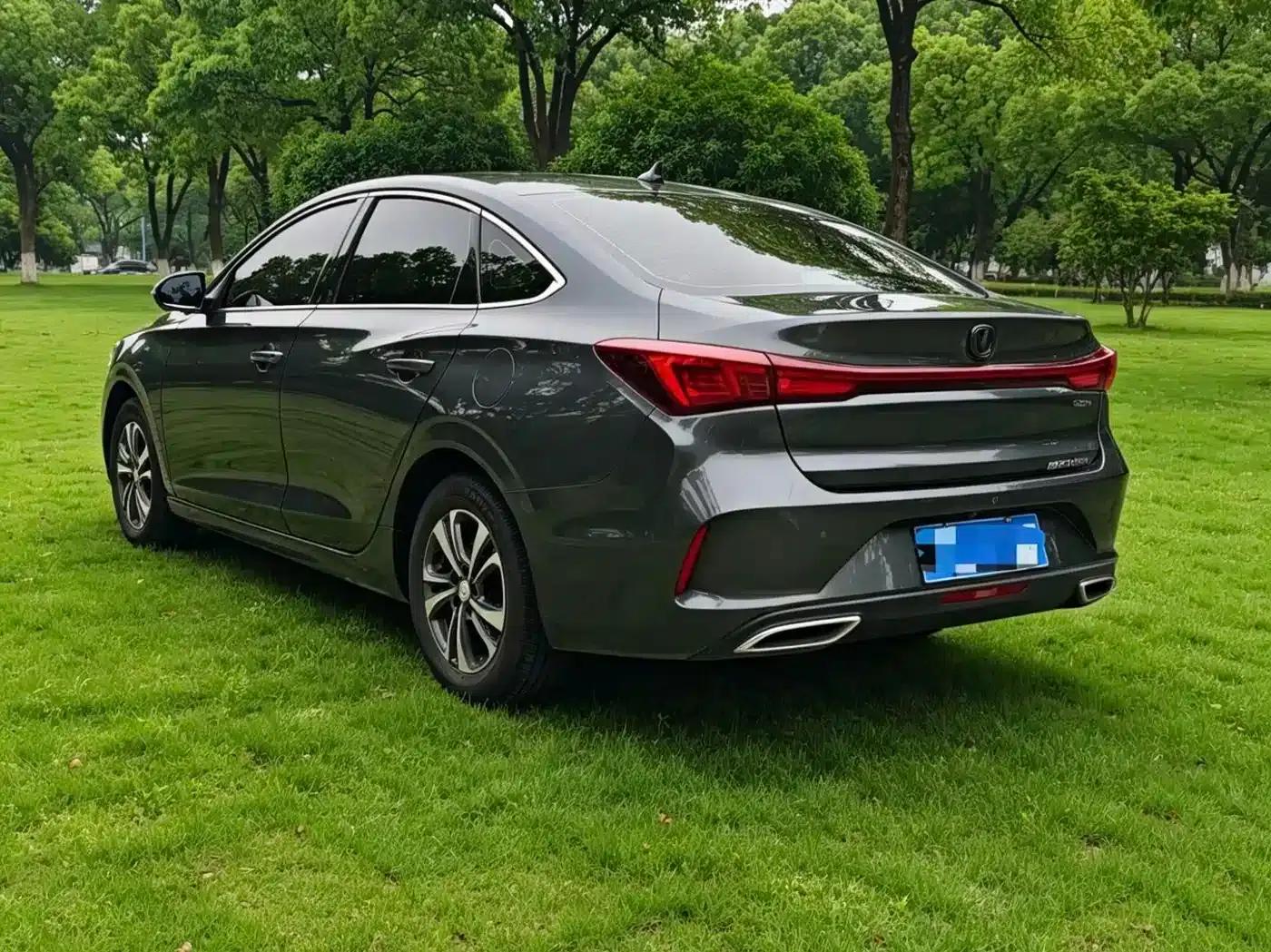 Changan Eado 2023 Enjoy Edition PLUS Blue Whale NE 1.4T GDI DCT Premium Edition — миниатюра 4
