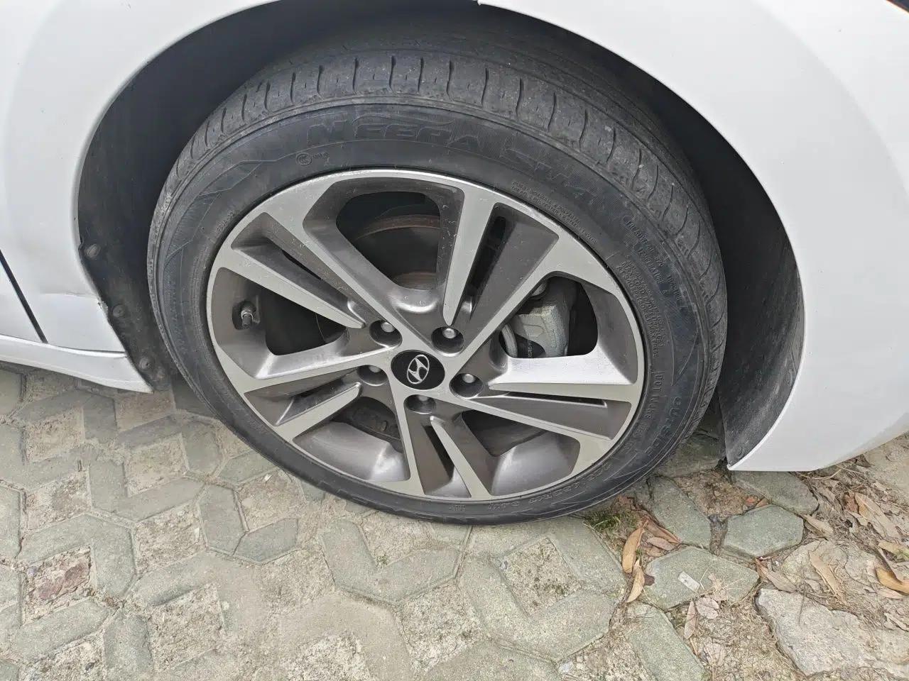 Hyundai Elantra (6th Generation / Lingdong) 2016 1.6L Automatic ZhiXuan – Elite Version — миниатюра 8